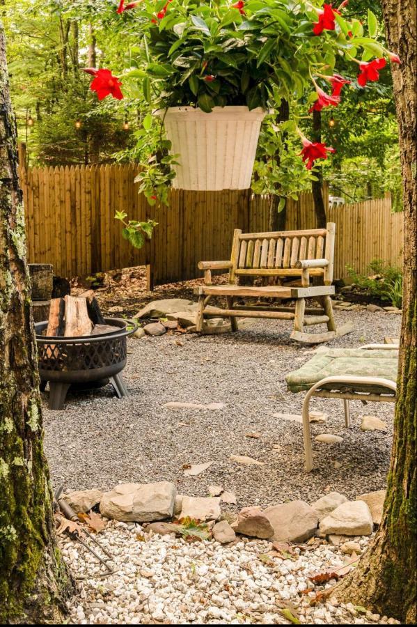 Pocono Cabin With Private Pool At Shawnee Mtn East Stroudsburg Exterior photo